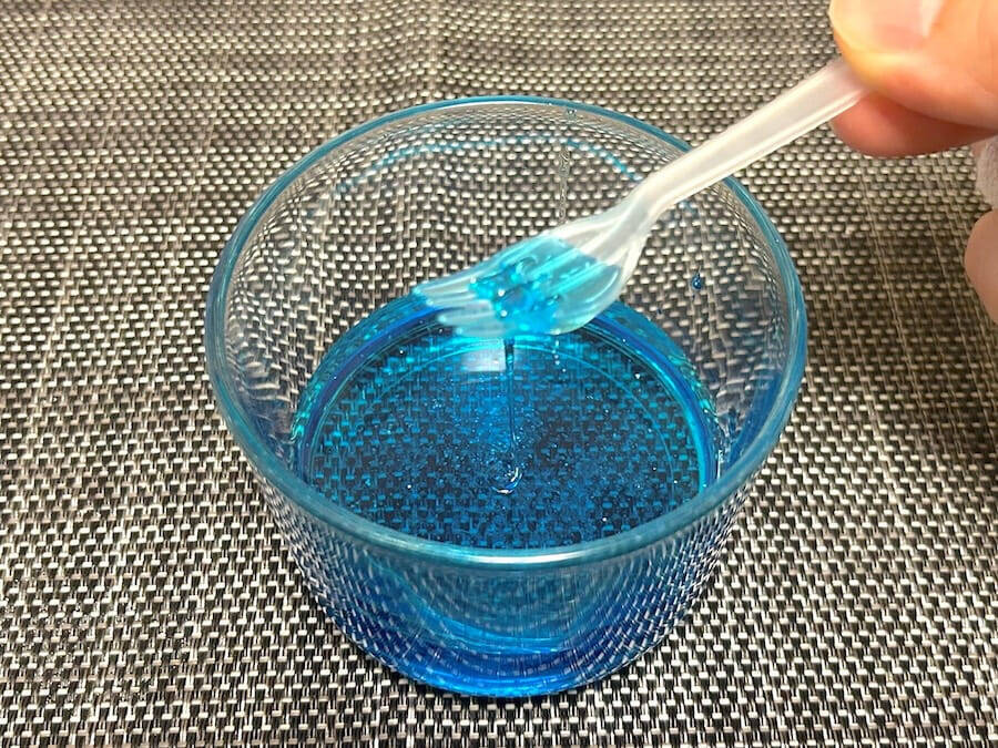 え、この見た目で日本開発？　ドンキで発見した謎グミは“海外すぎるお菓子”だった