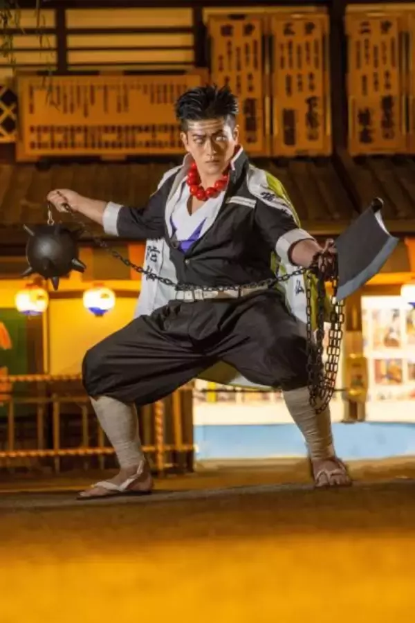 「鬼殺隊は実在した！？　肉体派コスプレイヤーが岩柱・悲鳴嶼行冥になりきる」の画像