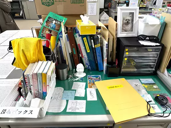 「この涙は懐かしさ……なのか？ 展示「あの職員室」で特大感情を揺さぶられたレポート」の画像