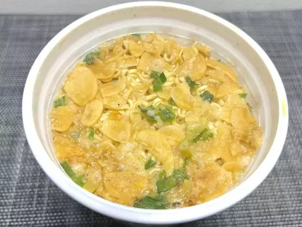 にんにくの暴力！！リュウジさん監修“バカの考えたサッポロ一番”がウマすぎた