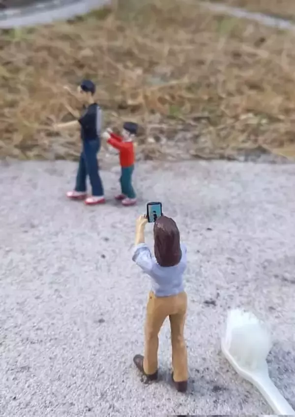 「身長7cmの高市首相が国会議事堂に！東武ワールドスクウェアの小ネタが話題」の画像