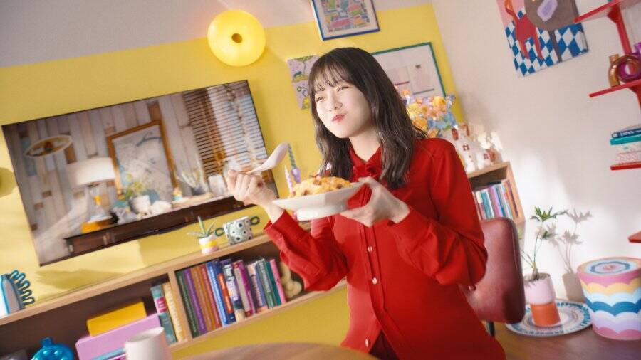 今田美桜、「ずーーーっと！」10秒超の長ゼリフに挑戦　「本格炒め炒飯」新CMで披露