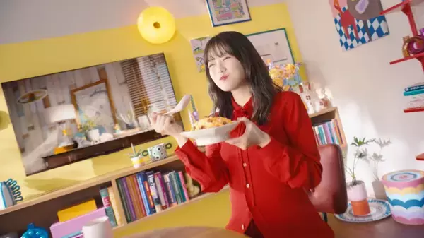 「今田美桜、「ずーーーっと！」10秒超の長ゼリフに挑戦　「本格炒め炒飯」新CMで披露」の画像