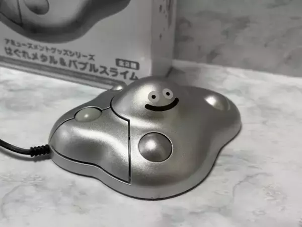 「DQ5で挫折したあの日の自分に伝えたい…新プライズ「はぐれメタルPCマウス」をゲットしたら、圧倒的優越感に浸れた件」の画像