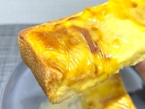 プリン×食パンで満たす背徳感……セブン公式のトーストアレンジがうまくてあまくて幸せだ