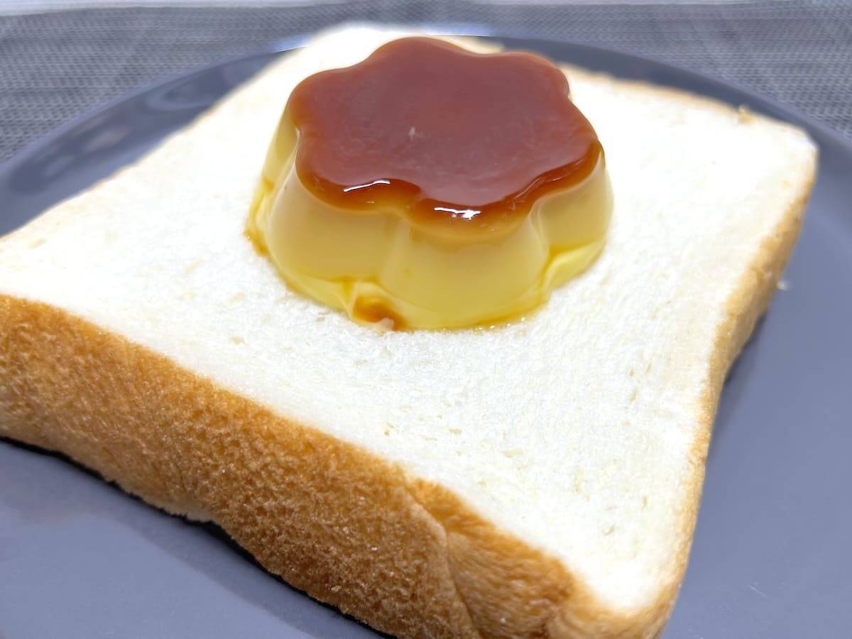 プリン×食パンで満たす背徳感……セブン公式のトーストアレンジがうまくてあまくて幸せだ