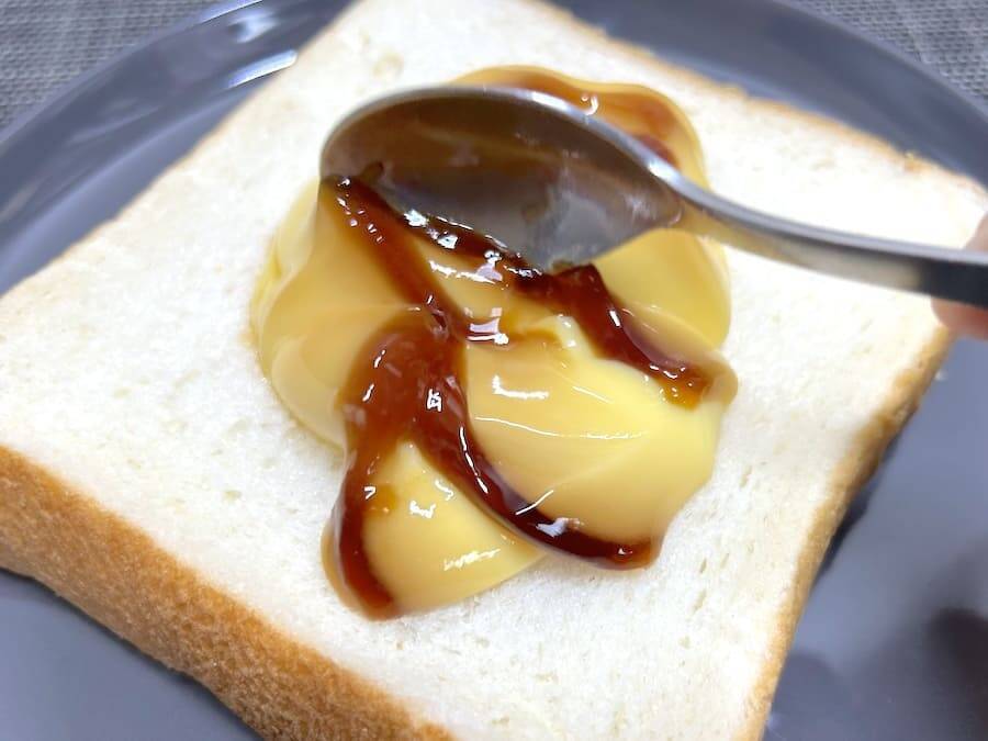 プリン×食パンで満たす背徳感……セブン公式のトーストアレンジがうまくてあまくて幸せだ