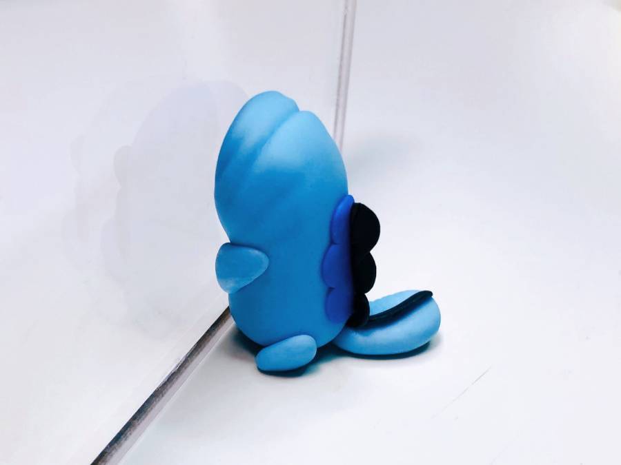 ガラスにぶつかっても気付かない　ヌオーのゆる～いファンアート