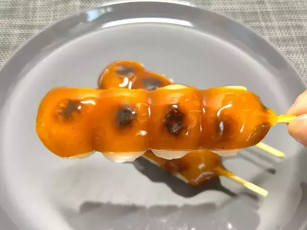 「みたらし団子にカレー？山崎製パンの斬新すぎる新商品に疑問符が止まらない」の画像