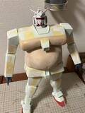 「「ワイの腹で草」メタボなガンダムが話題　見覚えしかないボディに反響」の画像4