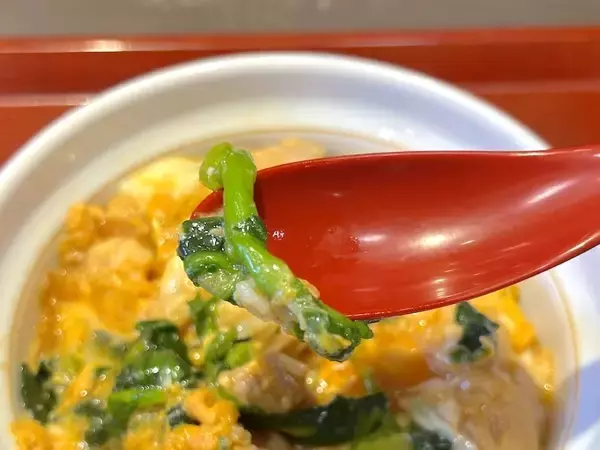 「菜の花1.5倍で再登場！なか卯「菜の花の親子丼」は口に入れた瞬間“春爛漫”」の画像