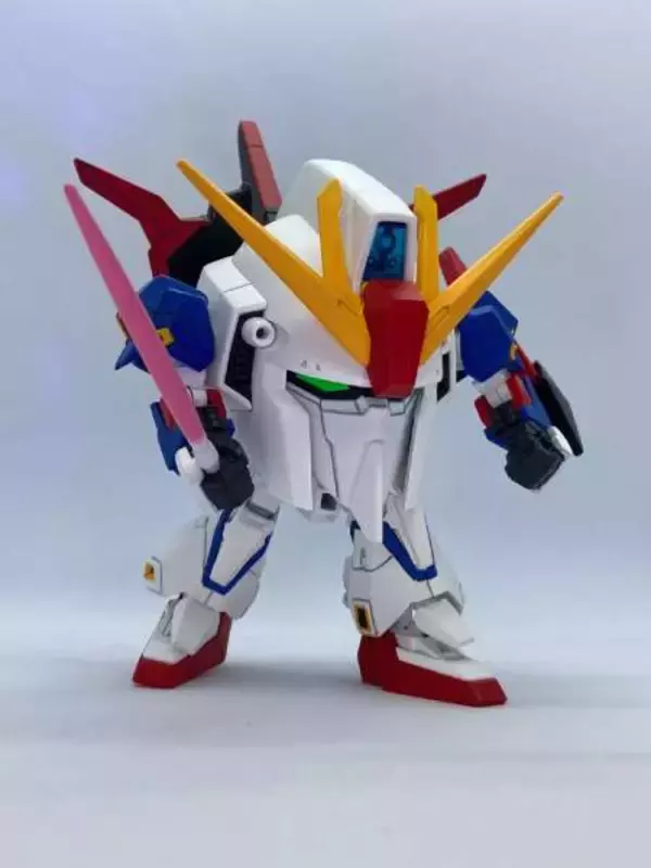 「ゼータガンダムが1.5頭身に？斬新すぎる「俺のゼータ」」の画像