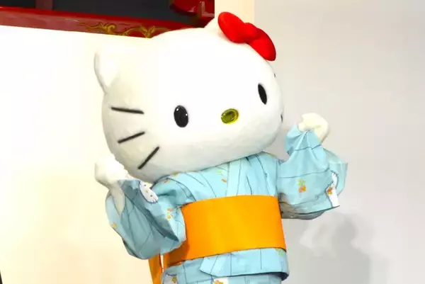 「東京ブランドのPR拠点「＃Tokyo Tokyo BASE」が羽田空港第3ターミナルに開設　オープニングセレモニーにハローキティも登場」の画像