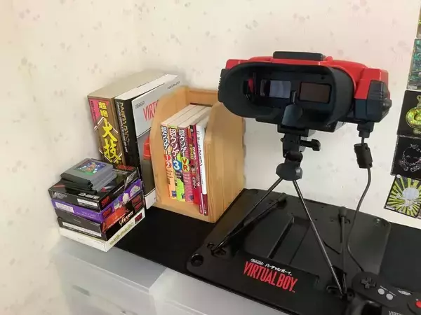 「早すぎた名機「バーチャルボーイ」の未開封品？20年の時を経て実家で発掘される」の画像