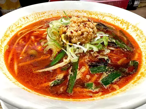 「幸楽苑史上最辛と噂の「会津レッド」実食　刺激以上に楽しさ感じる一杯」の画像