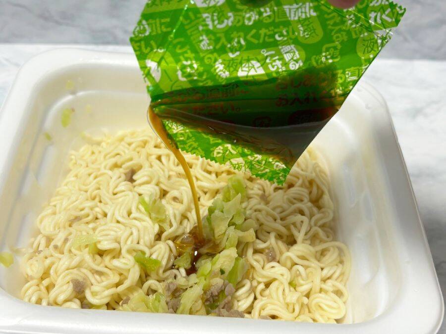 北海道の最終兵器「山わさび塩焼そば」が鹿児島に襲来　“食べる催涙ガス”に薩摩が挑む