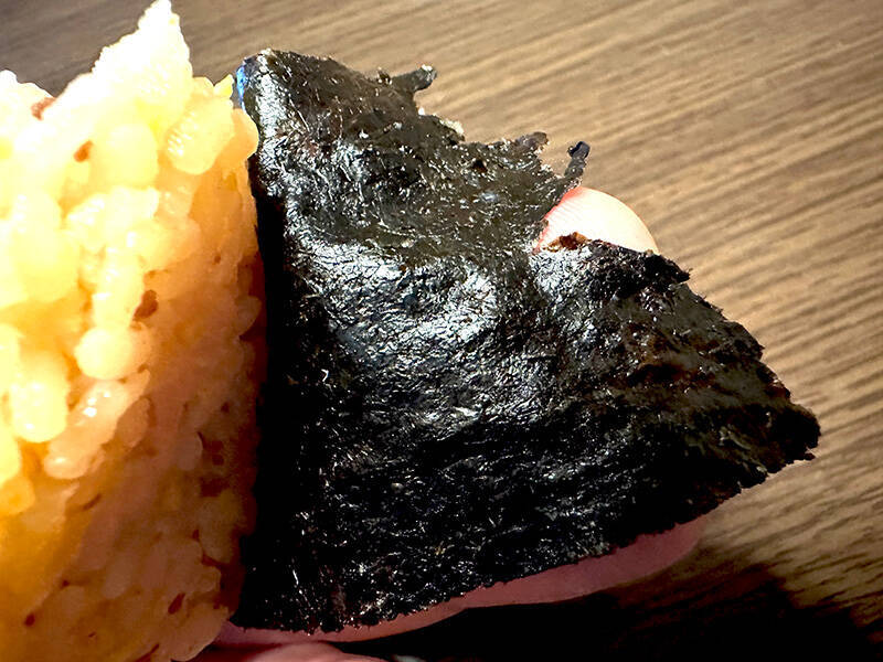 鳥栖名物「中央軒のかしわめし」がコンビニに　NEWDAYSでおにぎり化