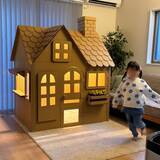 「廃棄するダンボールをパパが本気で加工　完成したダンボールハウスのクオリティが高すぎる」の画像1