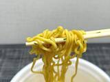 「麺にとろみがある……？賛否両論のエースコック「昆布水風まぜそば」が知らない味すぎた」の画像6