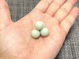 「え、青い、チョコボール……？　期間限定の「パチパチソーダ味」を食べてみた」の画像7