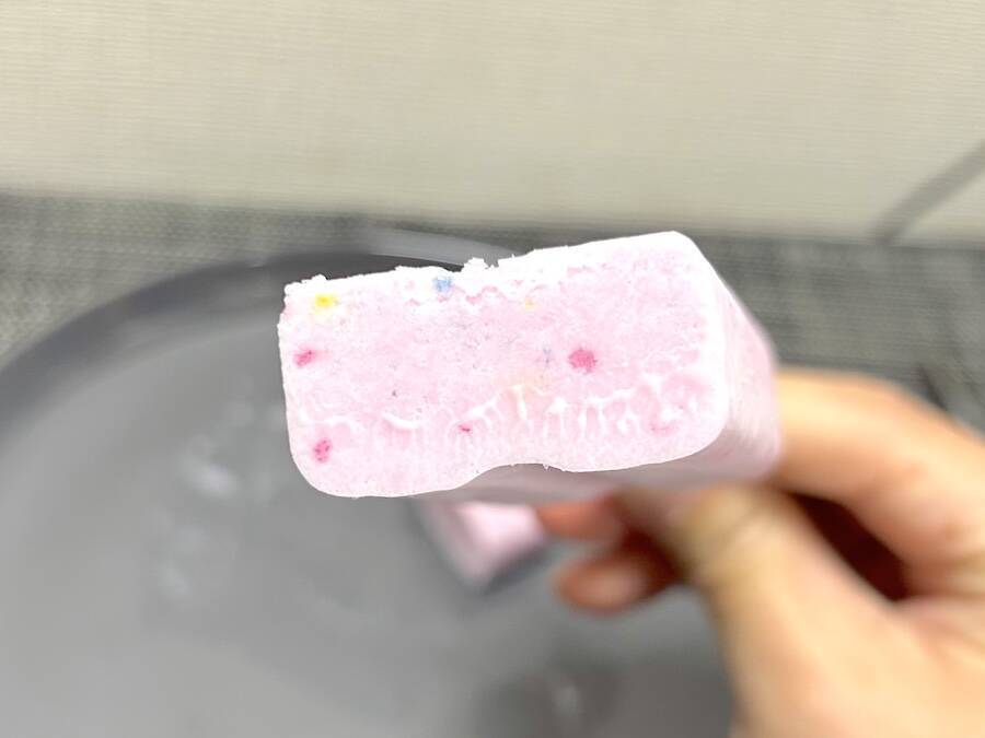 ねるねるしないねるねるねるね？　40周年記念アイスを食べてみた