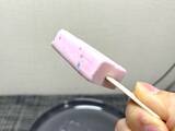 「ねるねるしないねるねるねるね？　40周年記念アイスを食べてみた」の画像6