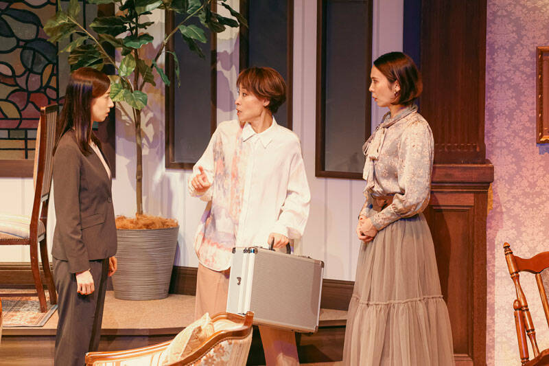 寿つかさ初主演・七海ひろき初プロデュースによる舞台「THE MONEY-薪巻満奇のソウサク-」が開幕