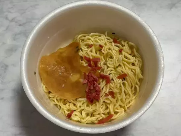 「サンポー「焼豚ラーメン」待望の新作　「焼豚ませそば」を九州民が実食レビューしてみた」の画像