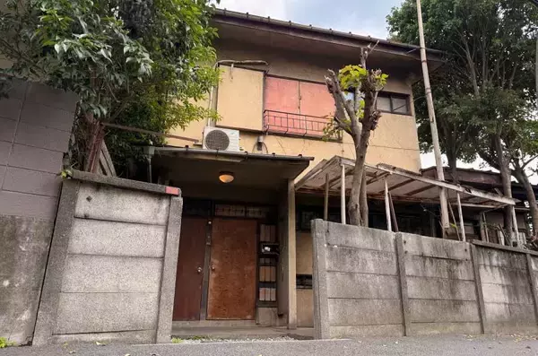 「青鬼から逃げ回る恐怖が現実に　方南町お化け屋敷オバケンで「青鬼ノ棲家」開催」の画像