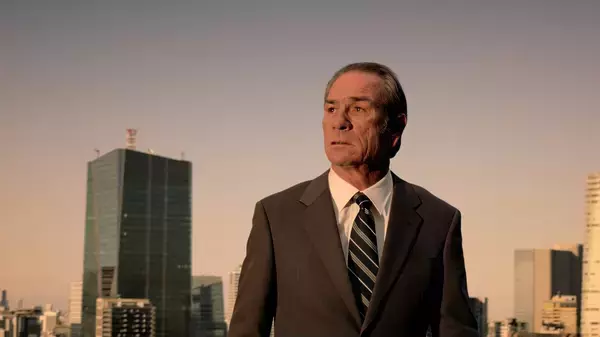 「「BOSS」宇宙人ジョーンズ新CMは過去作品を再編集　「宇宙人からのアドバイス」篇WEB先行公開」の画像