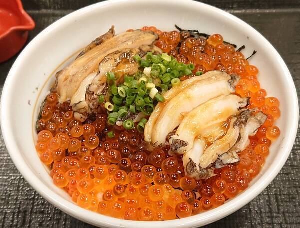 海の宝石箱をなか卯で発見 いくら Wあわび丼 が贅沢すぎる 年8月7日 エキサイトニュース