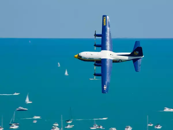 「イギリス空軍から移籍！アメリカ海軍ブルーエンジェルズの新「ファットアルバート」」の画像