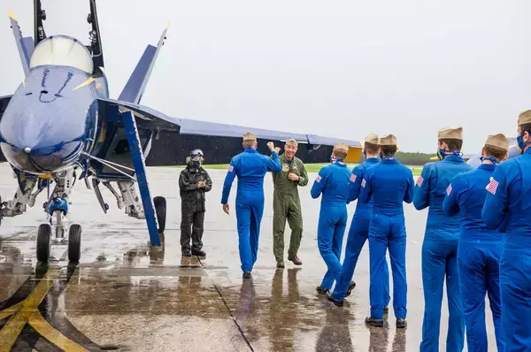 「イギリス空軍から移籍！アメリカ海軍ブルーエンジェルズの新「ファットアルバート」」の画像