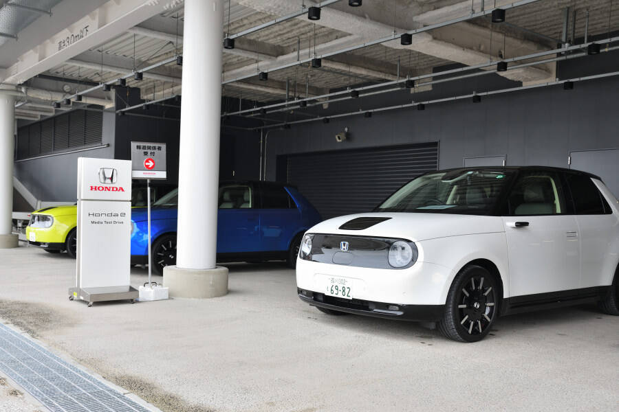 狭いところもスイスイ走る「Honda e」迷路試乗会に行ってきた