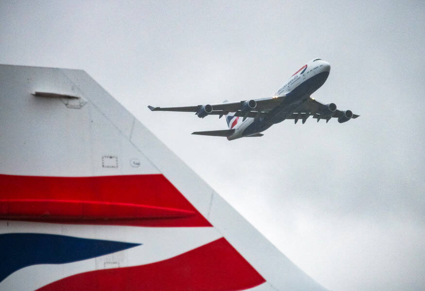 ブリティッシュ・エアウェイズB747　最後の2機がお別れフライト