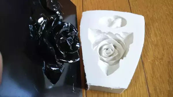 「まさにソードアート　冬の敦賀に舞い降りた「青薔薇の剣」」の画像