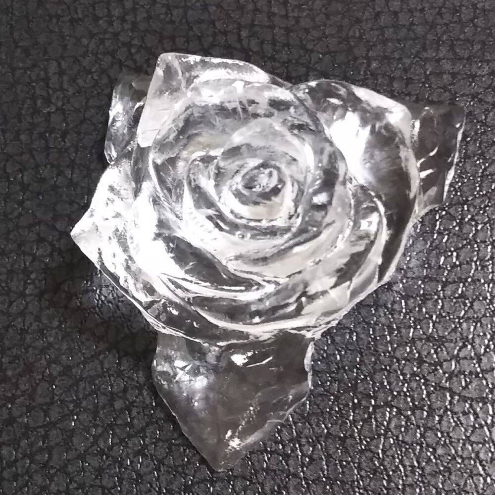 まさにソードアート　冬の敦賀に舞い降りた「青薔薇の剣」