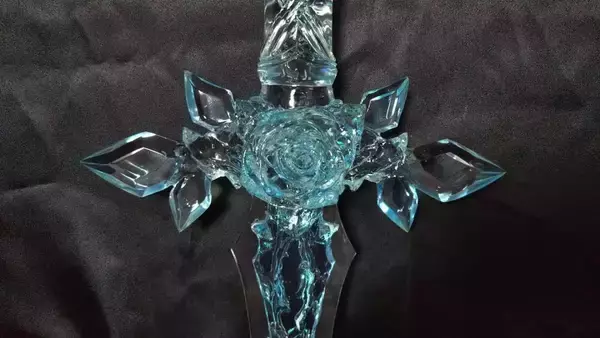 「まさにソードアート　冬の敦賀に舞い降りた「青薔薇の剣」」の画像