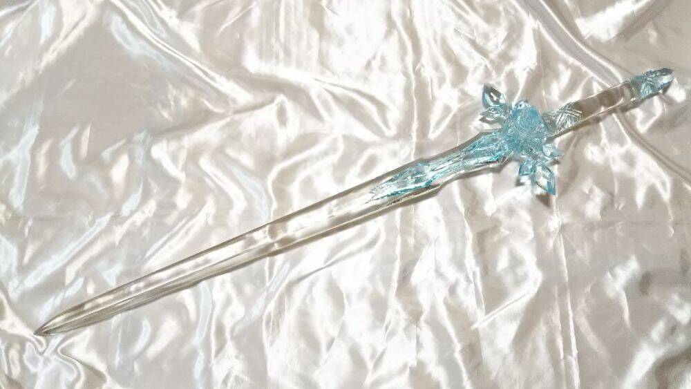 まさにソードアート　冬の敦賀に舞い降りた「青薔薇の剣」