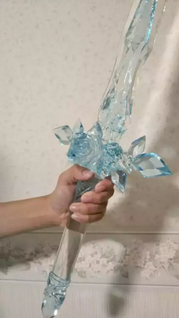 「まさにソードアート　冬の敦賀に舞い降りた「青薔薇の剣」」の画像