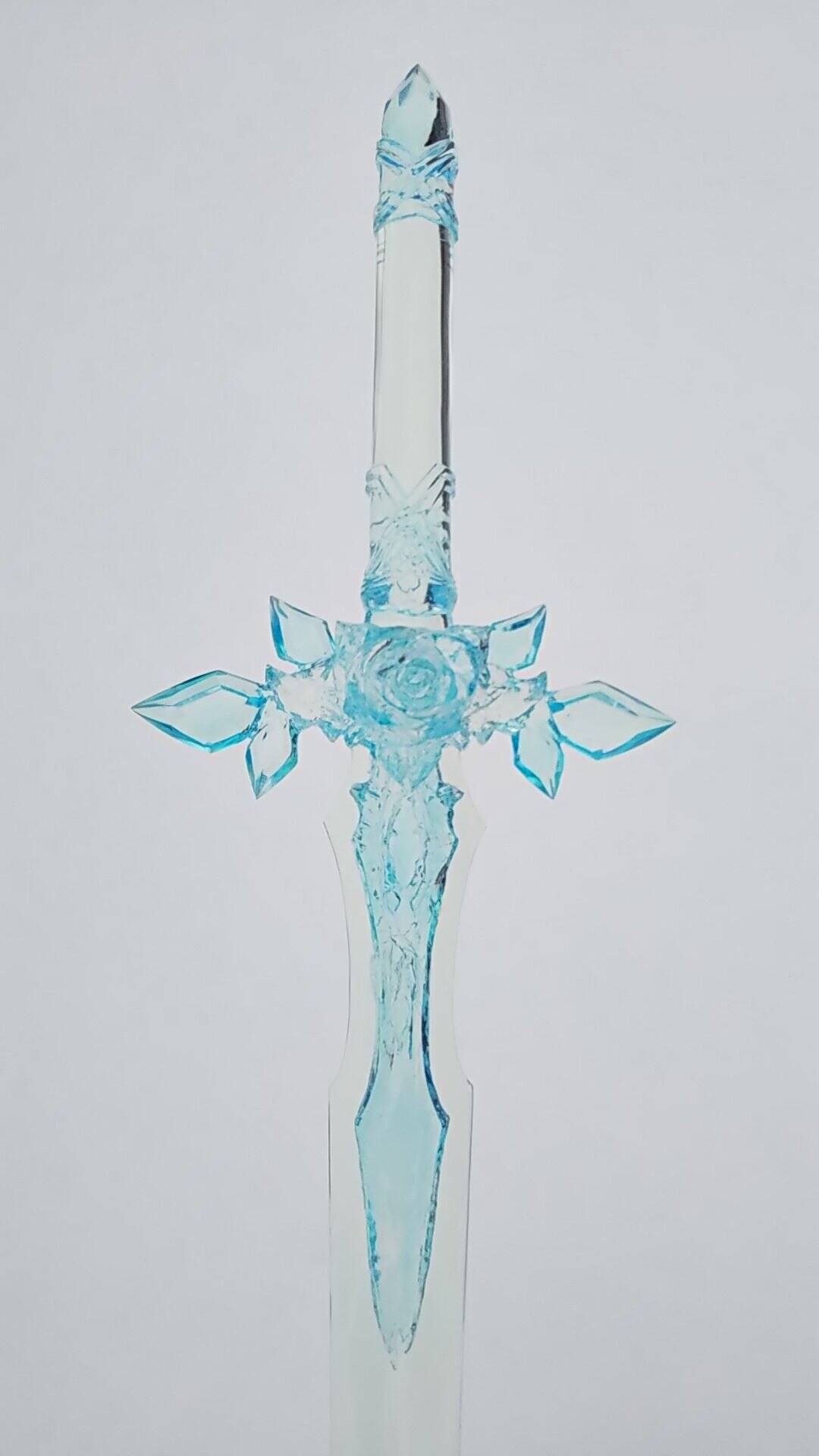 まさにソードアート　冬の敦賀に舞い降りた「青薔薇の剣」