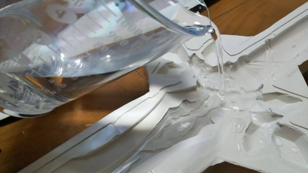 まさにソードアート　冬の敦賀に舞い降りた「青薔薇の剣」