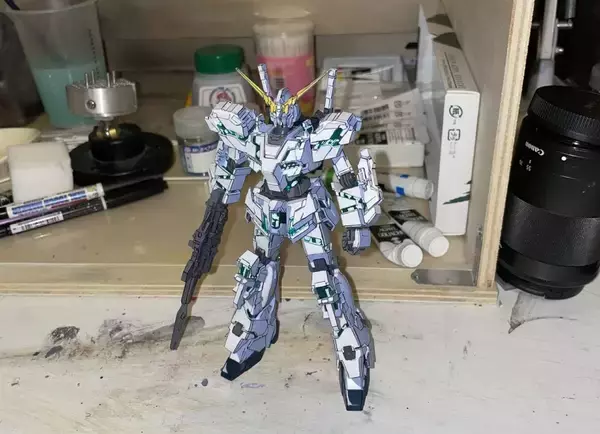 アニメの世界から登場した立体感　ガンプラモデラ―が「イラスト風模型」をやってみた