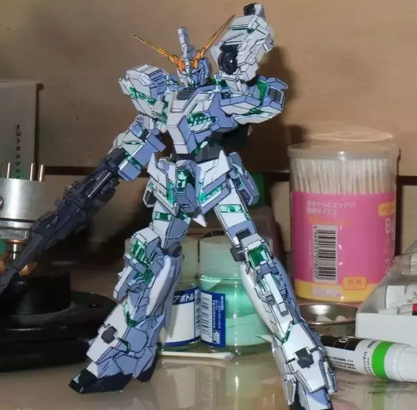 「アニメの世界から登場した立体感　ガンプラモデラ―が「イラスト風模型」をやってみた」の画像