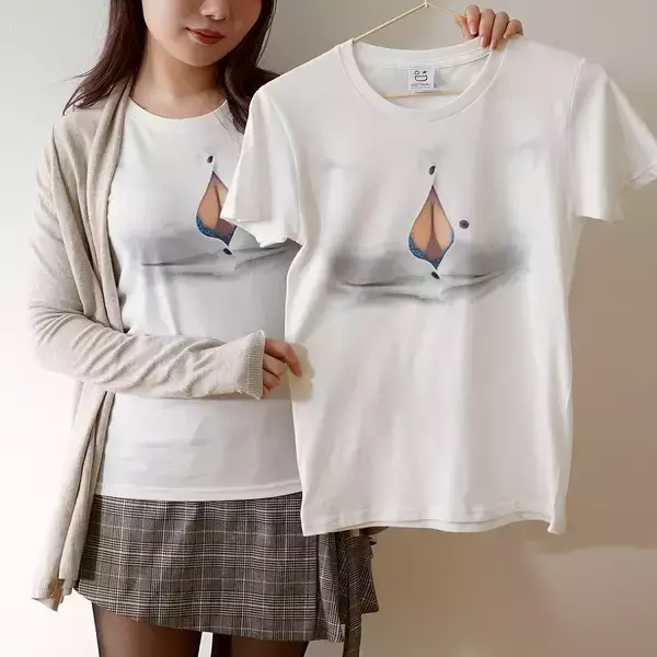 「ドキ！胸元チラ見え風デザイン　「妄想マッピングTシャツ」新作発売」の画像