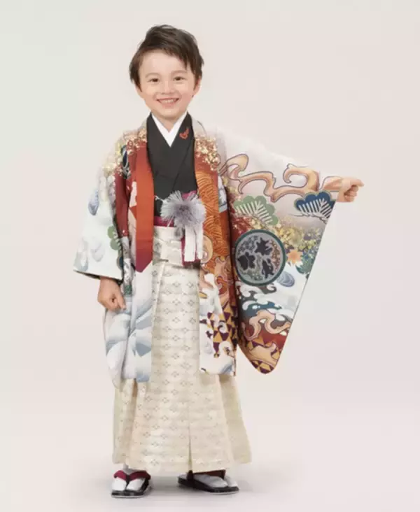 「スタジオアリスが赤ちゃん専用「ピカチュウ」衣装導入　ポケモン隠れた着物も」の画像