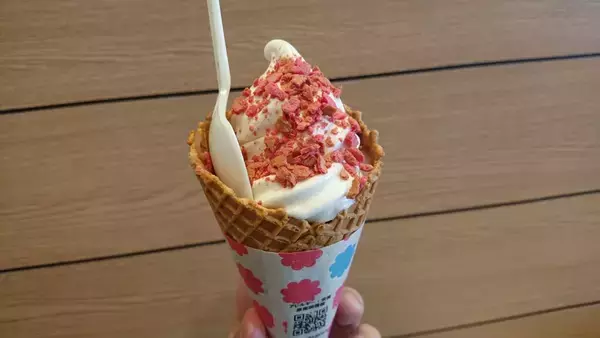 「シェイクになっても「ままの味」　マクドナルド×不二家「マックシェイクミルキー」を飲んでみた」の画像