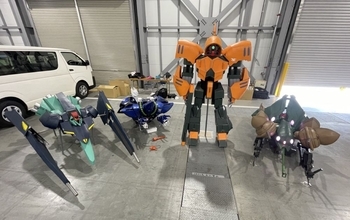 もしもアッシマーが現実世界で歩いていたら？　話題のコスプレ集団「有限会社サイコ建設」の本気がすごい