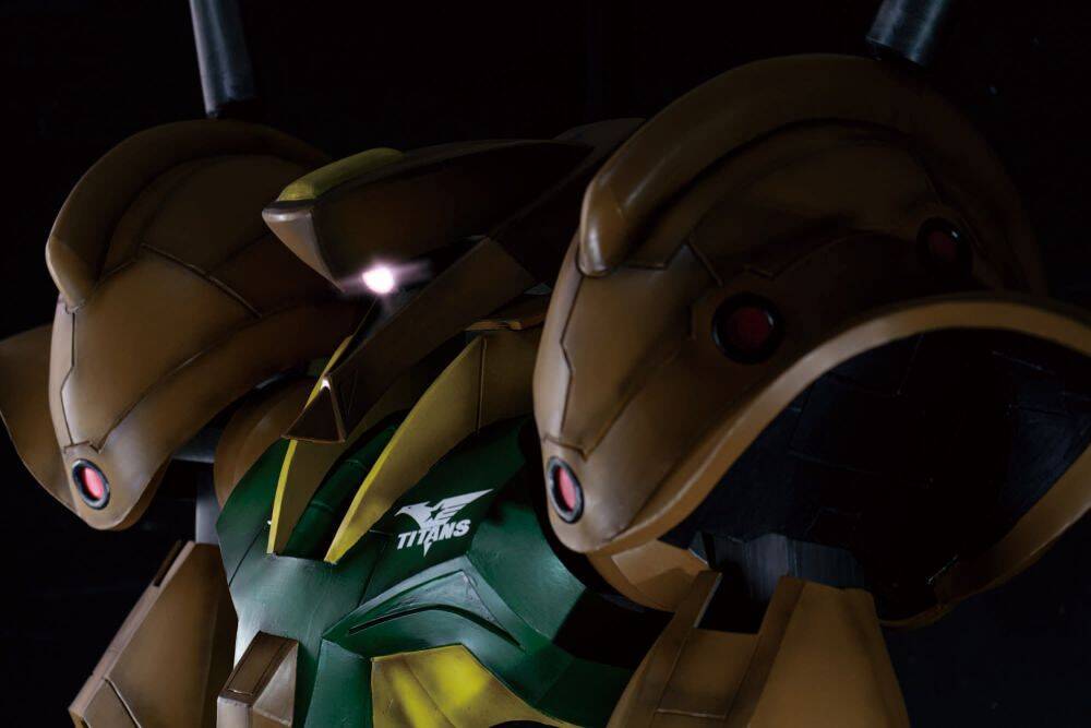 もしもアッシマーが現実世界で歩いていたら？　話題のコスプレ集団「有限会社サイコ建設」の本気がすごい