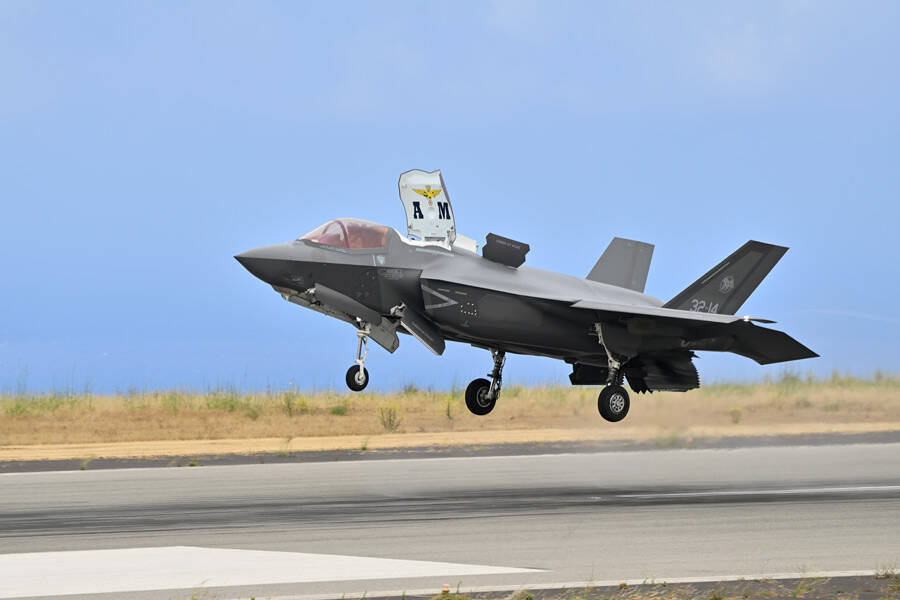 4か国のF-35が集合！イタリアで共同訓練「ファルコン・ストライク」実施中